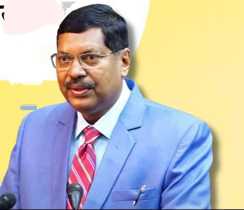 खुर्ची डोक्यात जाता कामा नये”, सरन्यायाधीश भूषण गवई असे का म्हणाले?