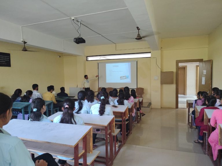 इंदापूरच्या चेतना कॉलेज ऑफ फार्मसीमध्ये तिसरा राष्ट्रीय आधुनिक उत्पादन प्रणाली (cGMP) दिन उत्साहात साजरा