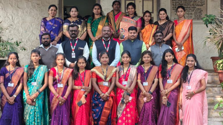 इंदापूर तालुक्यातील बावडा येथील श्रीमती रत्नप्रभादेवी पाटील महाविद्यालयामध्ये मराठी भाषा संवर्धन पंधरवडा उत्साहात पार पडला