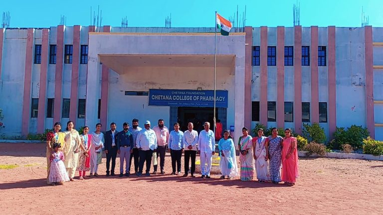 चेतना इंटरनॅशनल स्कूलमध्ये महाराष्ट्र दिन व कामगार दिन उत्साहात साजरा करण्यात आला